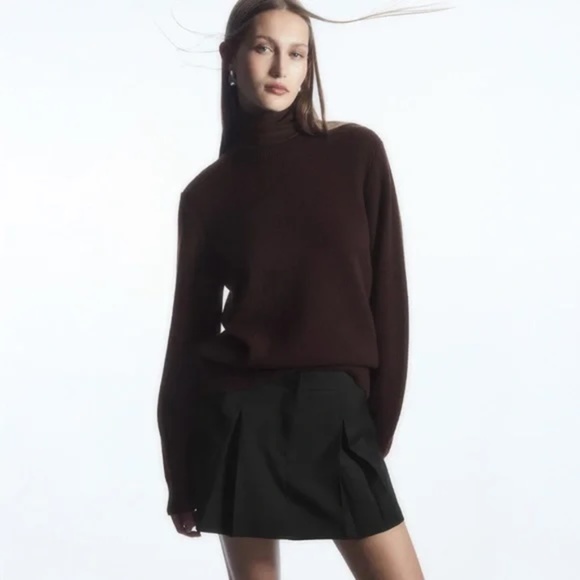 Cos Low-rise Pleated Mini Skirt - Picture 1 of 2
